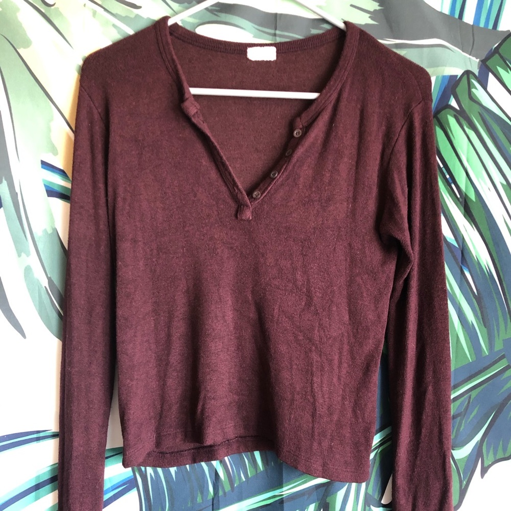 Brandy Melville sweater top